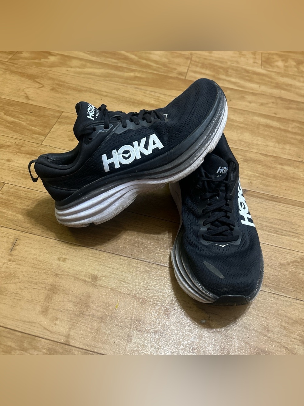 Hoka Women’s Shoes Sz 8.5